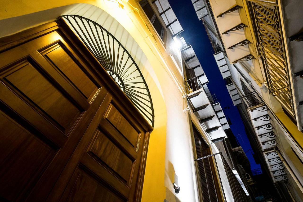 Penthouse Luxury Quattro Canti Палермо Екстериор снимка
